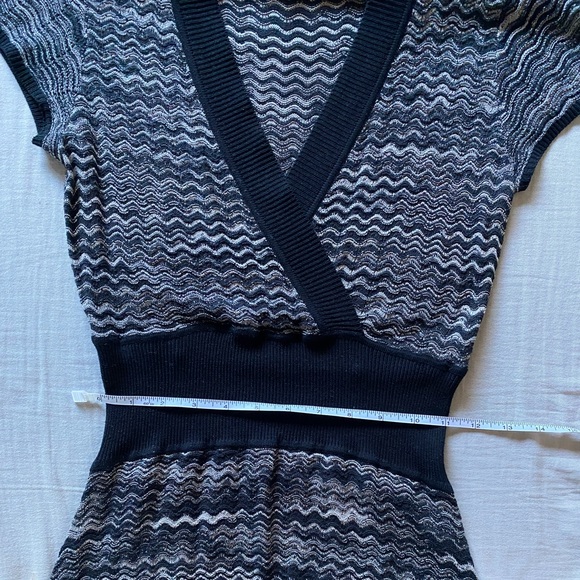 BCBG silk sweater dress - Picture 6 of 7